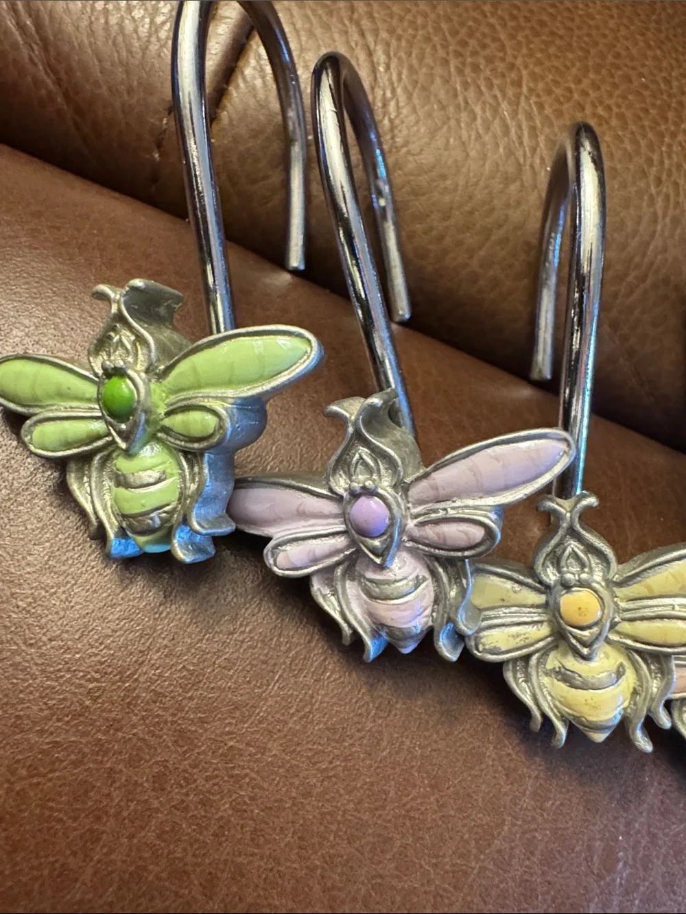 Set of 12 pastel color bee 🐝 decorative shower hooks